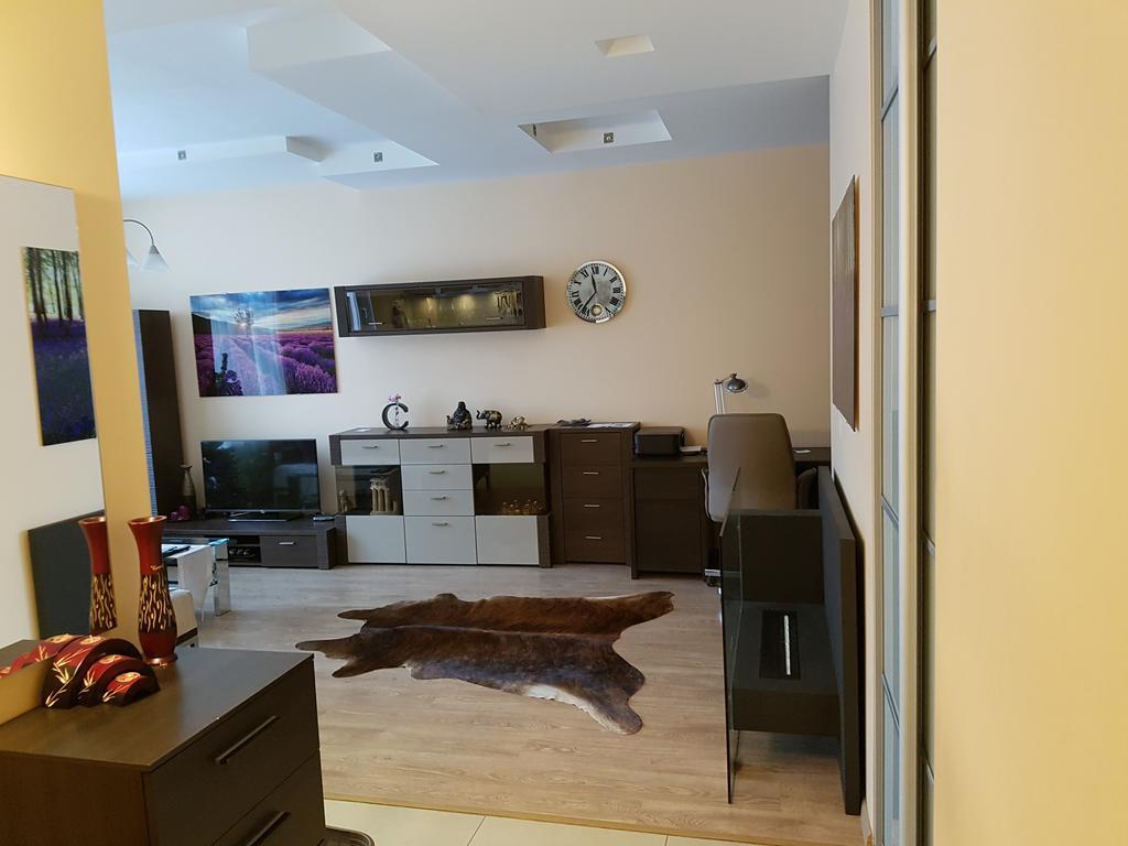 Riga Airport Apartment Luaran gambar