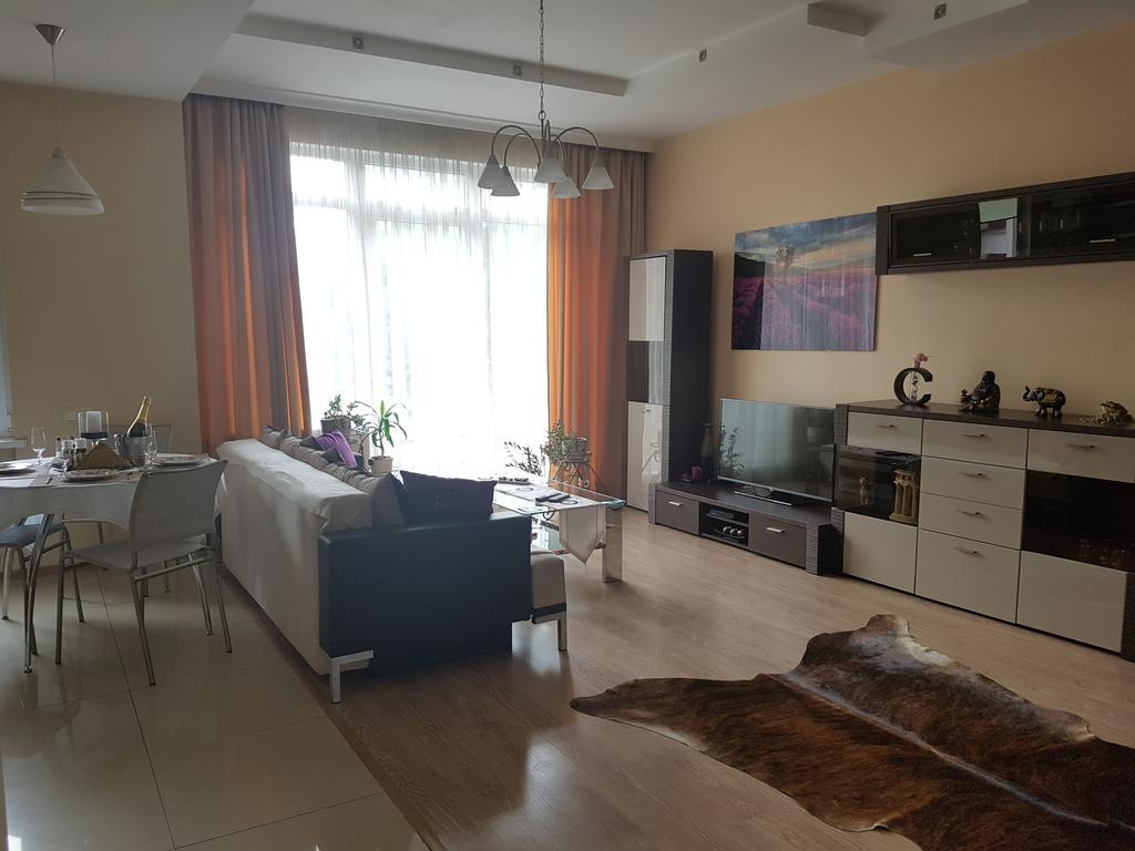 Riga Airport Apartment Luaran gambar