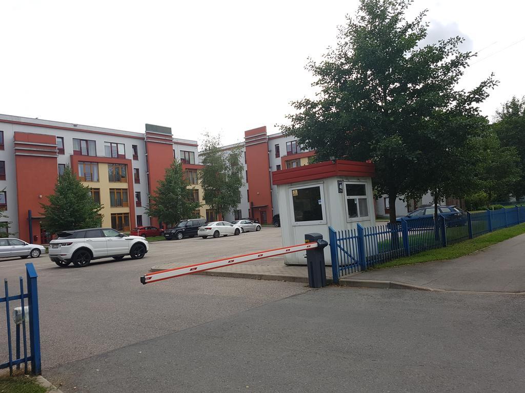 Riga Airport Apartment Luaran gambar